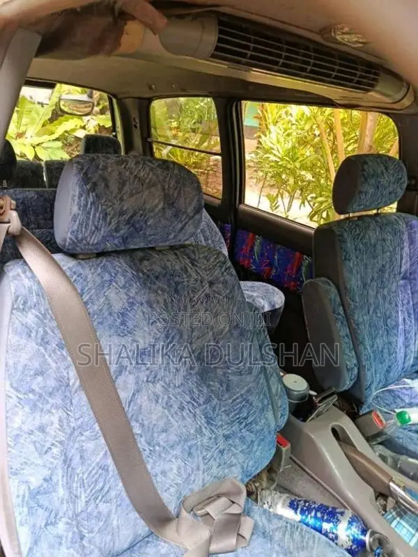 Nissan Serena 1994 Van (Used)