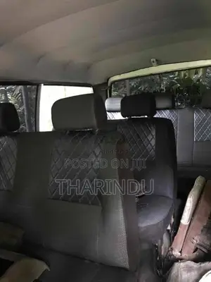 Isuzu Fargo 1993 Van (Used)