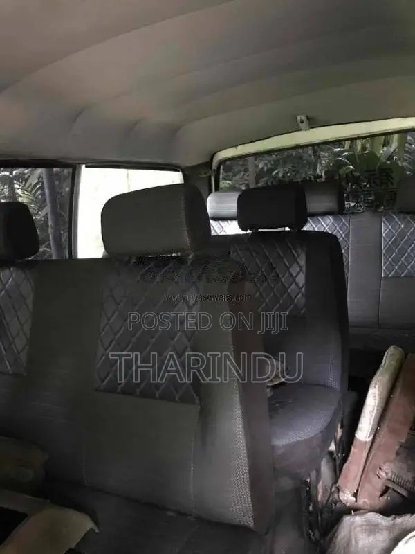 Isuzu Fargo 1993 Van (Used)