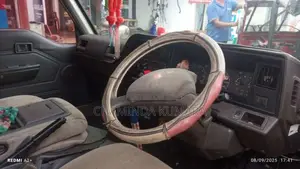 Nissan Caravan 1998 Van (Used)