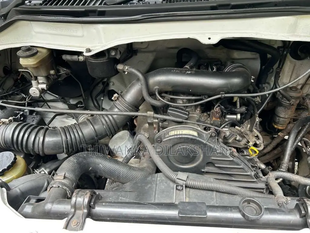 Toyota Noah 2003 Van (Used)