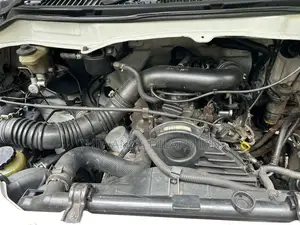 Toyota Noah 2003 Van (Used)