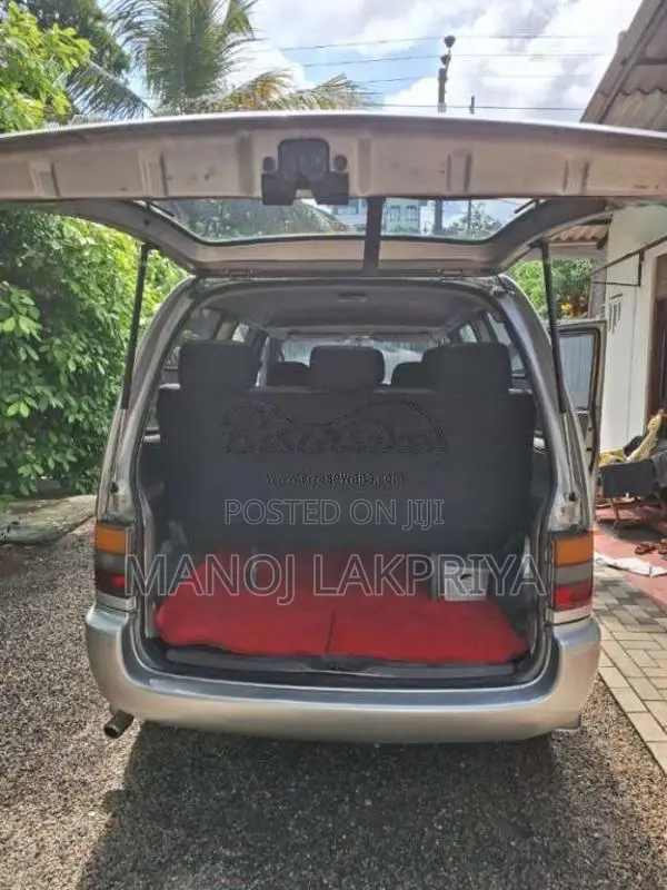 Nissan Serena 1998 Van (Used)