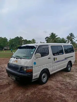 Toyota H114 1997 Van (Used)