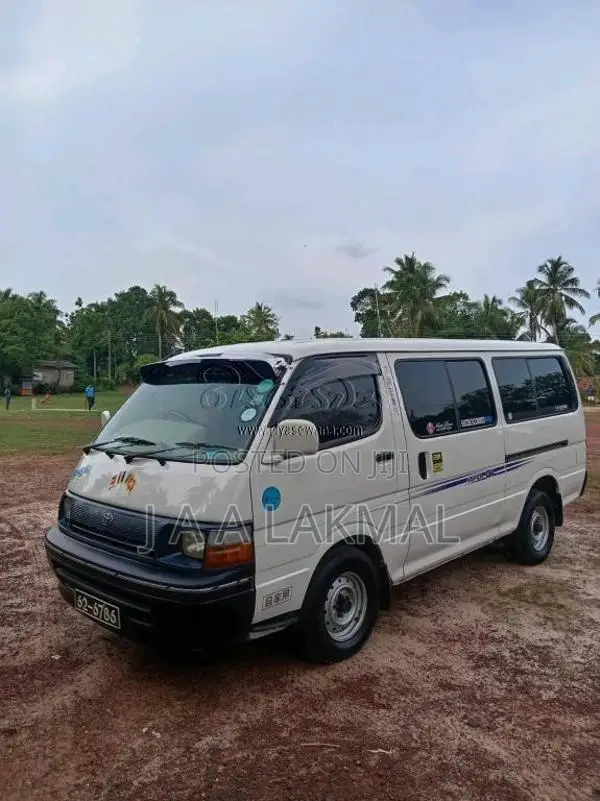 Toyota H114 1997 Van (Used)