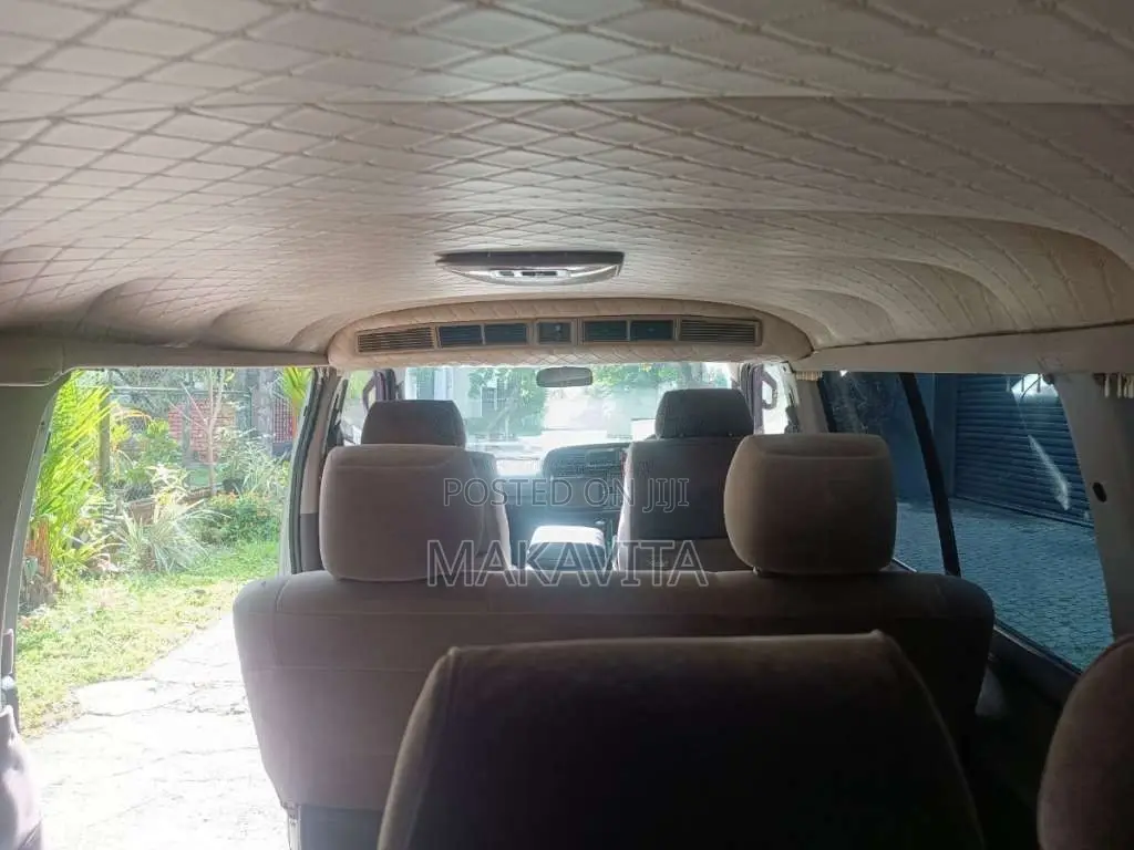 Toyota HIACE 1993 Van (Used)