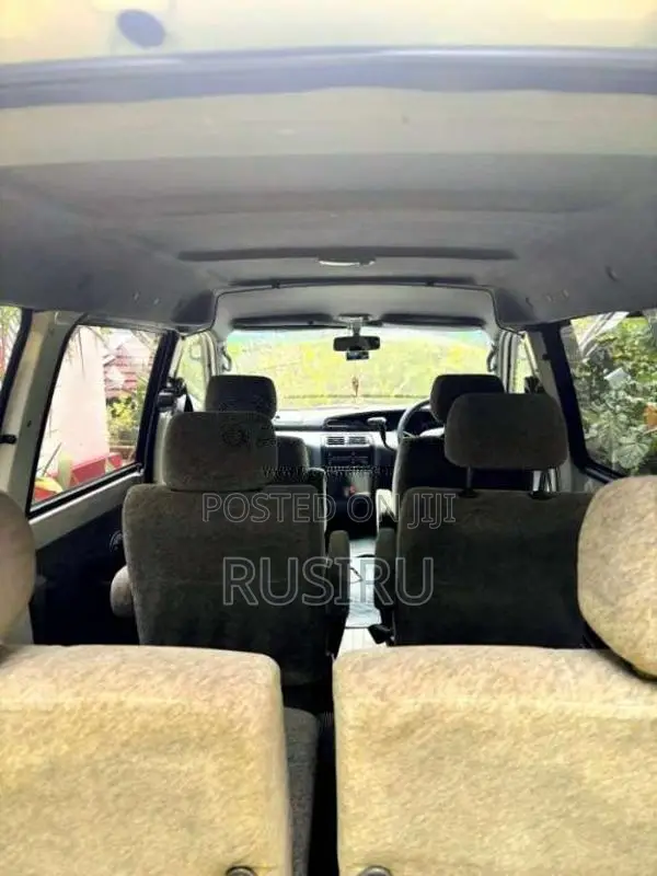 Toyota CR41 1997 Van (Used)