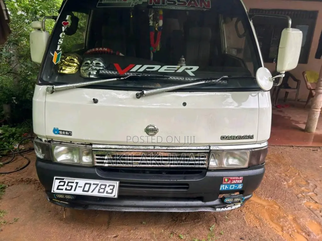 Nissan Caravan 1995 Van (Used)