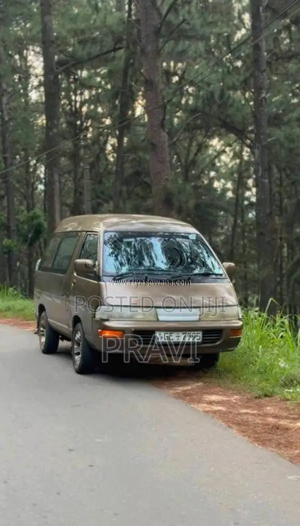 Toyota TownAce 1995 Van (Used)