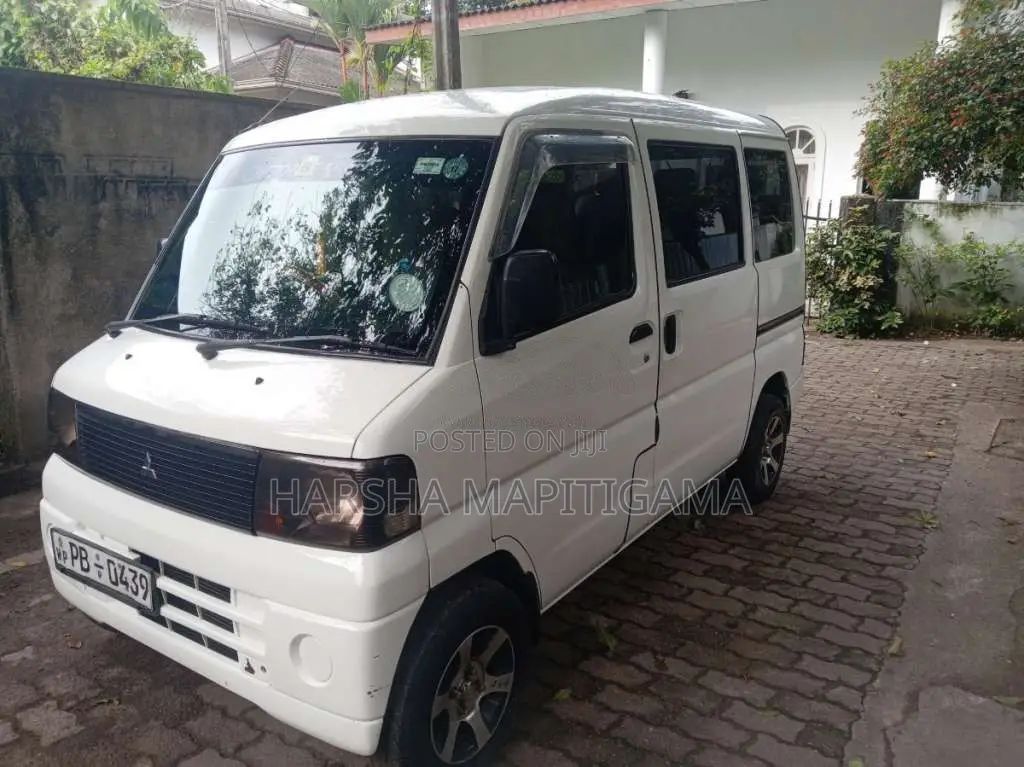 Mitsubishi MiniCab 2002 Van (Used)
