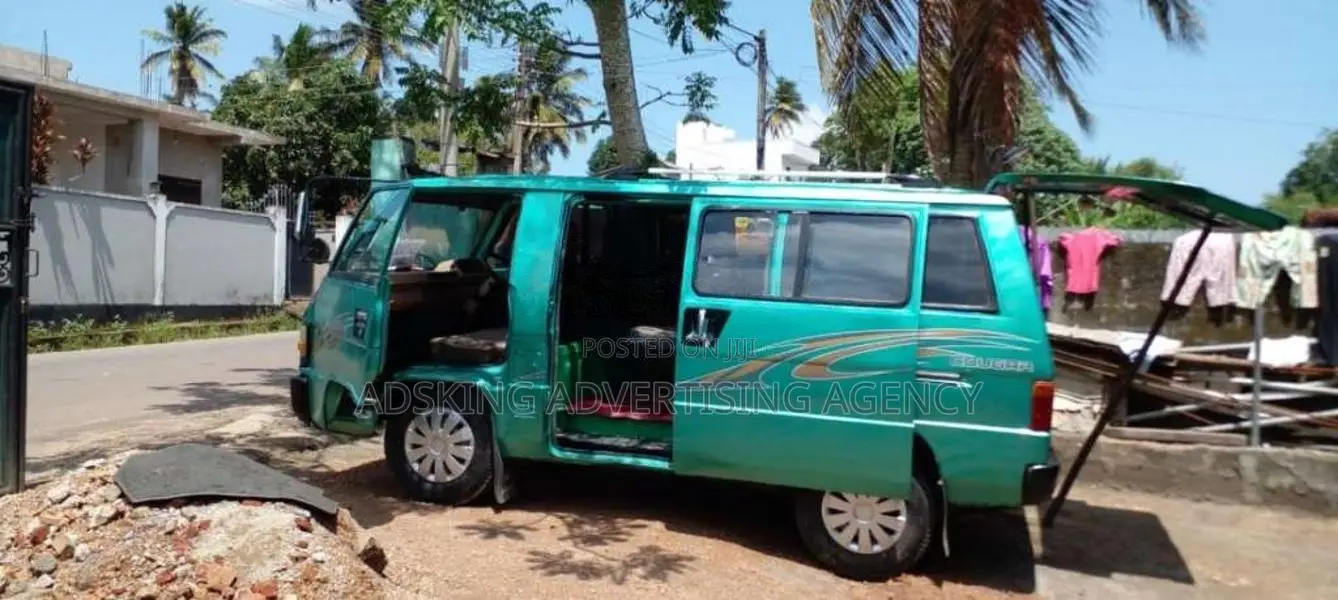 Mitsubishi L300 1980 Van (Used)