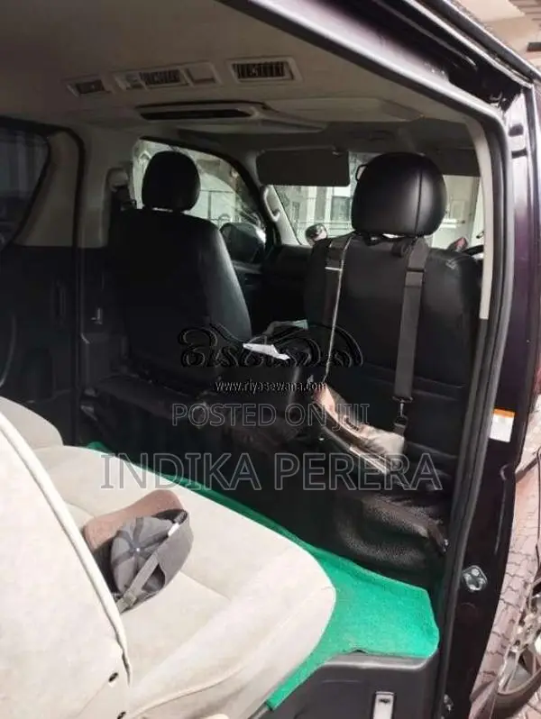 Toyota HIACE 2017 Van (Used)