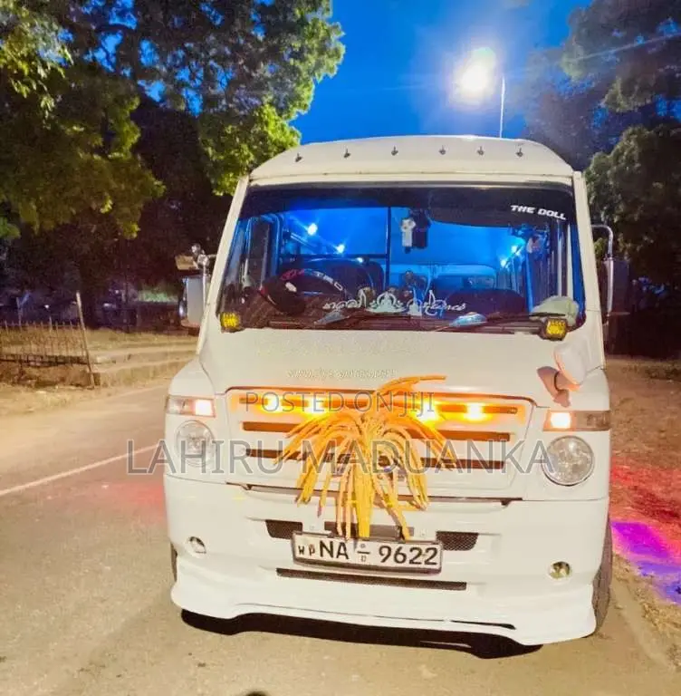 Force Force 2010 Van (Used)