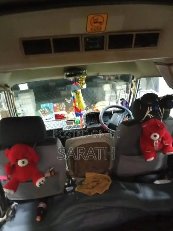 Toyota HIACE 1989 Van (Used)