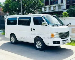 Nissan Caravan 2006 Van (Used)