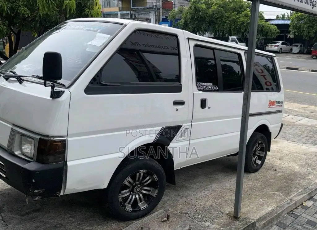 Nissan Vanette 1992 Van (Used)