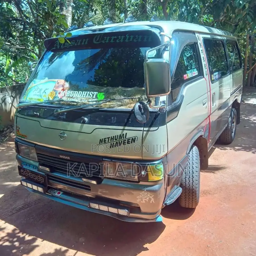 Nissan Caravan 1991 Van (Used)