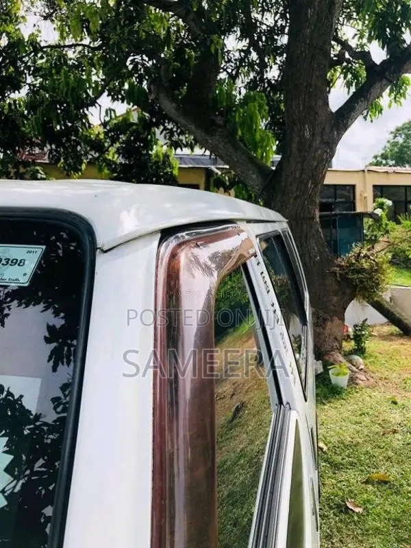Nissan Vanette 2005 Van (Used)