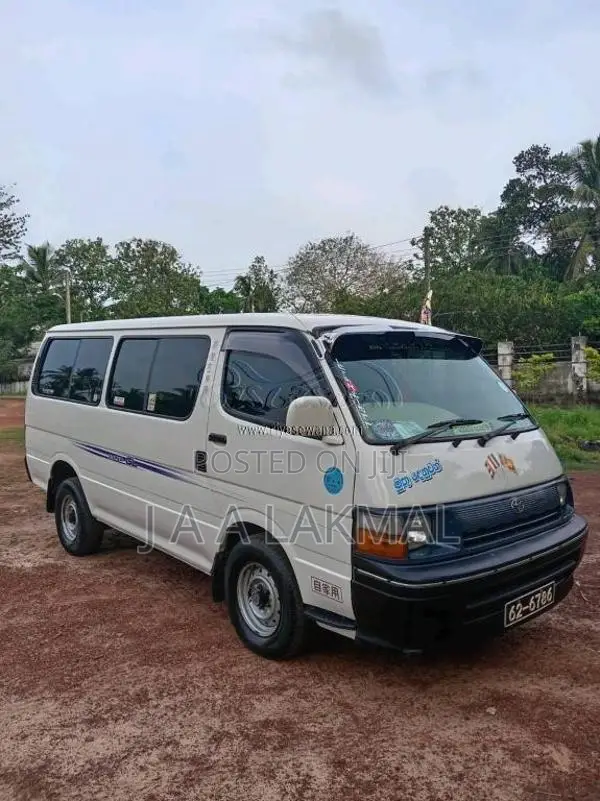 Toyota H114 1997 Van (Used)