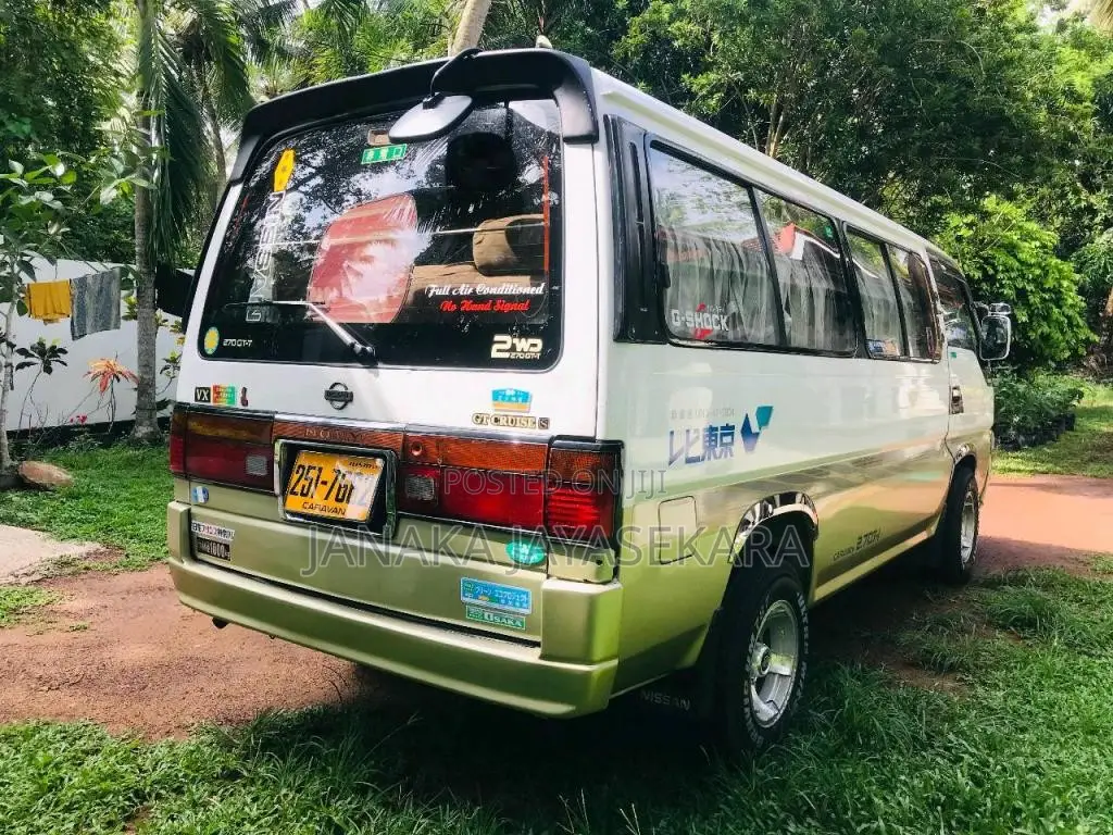 Nissan Caravan Vrge24 1994 Van (Used)