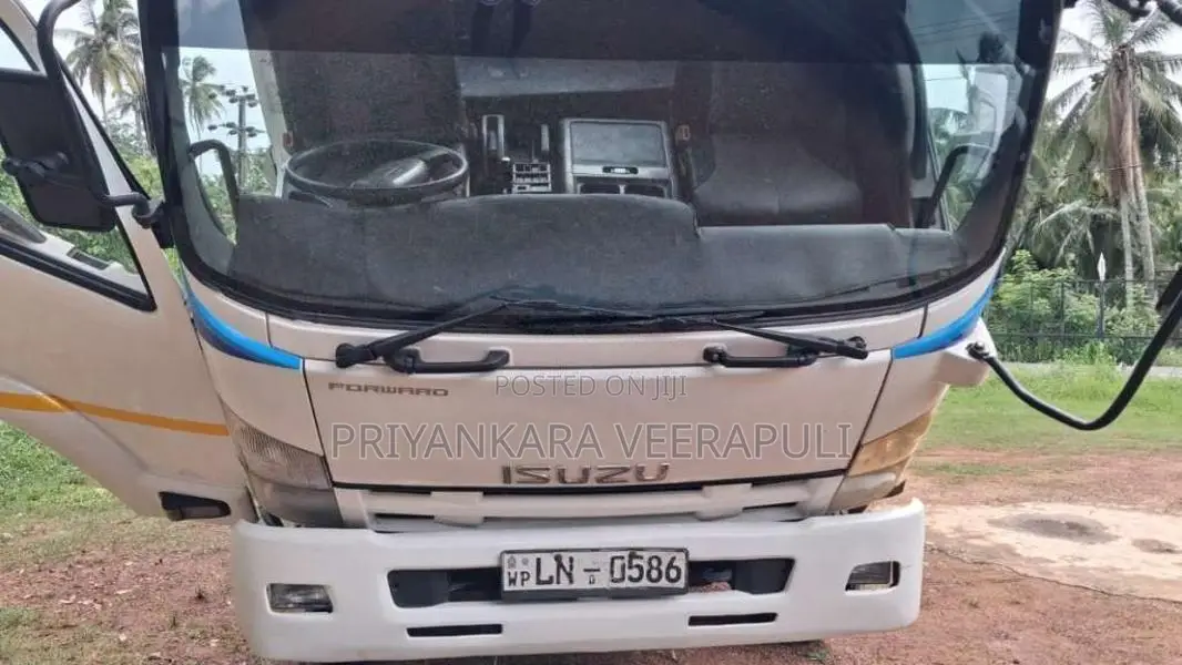Isuzu ELF NKR 2009 Lorry (Used)