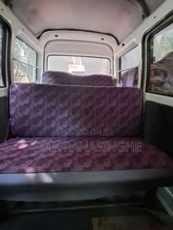 Mitsubishi MiniCab 1993 Van (Used)