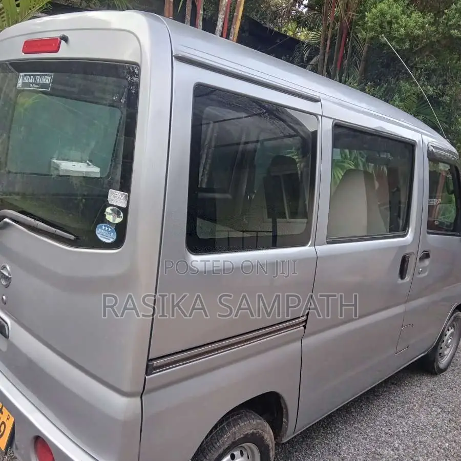Nissan Clipper 2012 Van (Used)