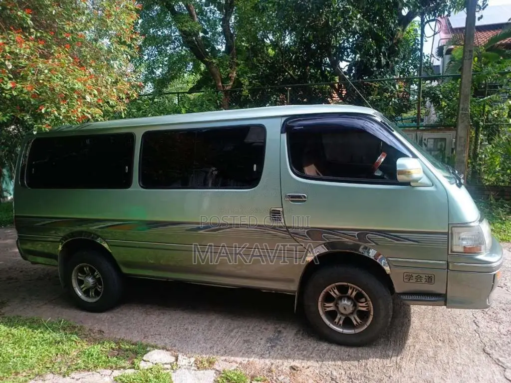 Toyota HIACE 1993 Van (Used)