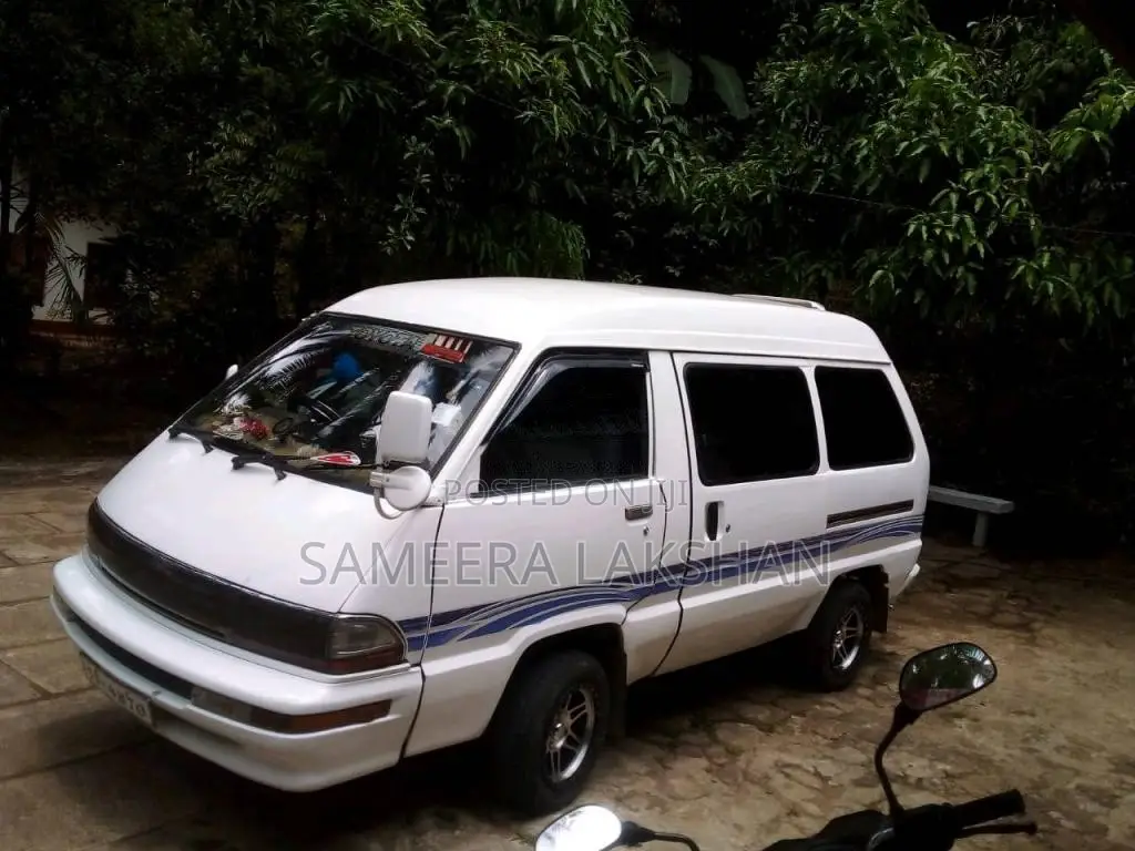 Toyota TownAce 1988 Van (Used)