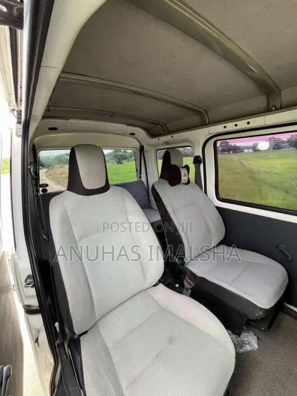 Daihatsu Hijet S321v 2015 Van (Used)