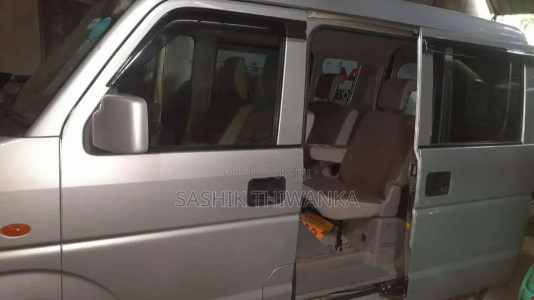 Nissan Clipper 2015 Van (Used)
