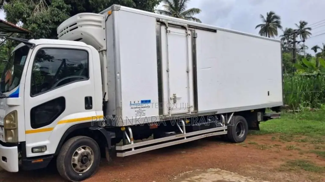 Isuzu ELF NKR 2009 Lorry (Used)