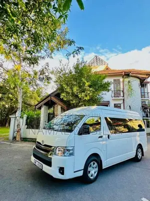 Toyota KDH 2025 Van (Used)