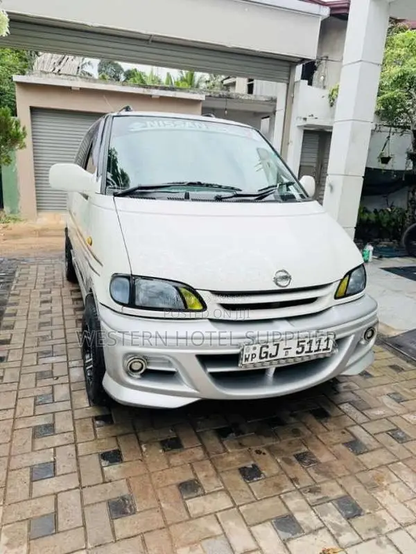 Nissan Serena 1999 Van (Used)