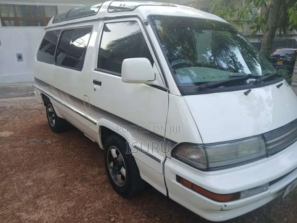 Toyota CR27 1992 Van (Used)