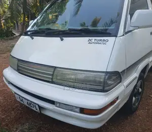 Toyota CR27 1992 Van (Used)