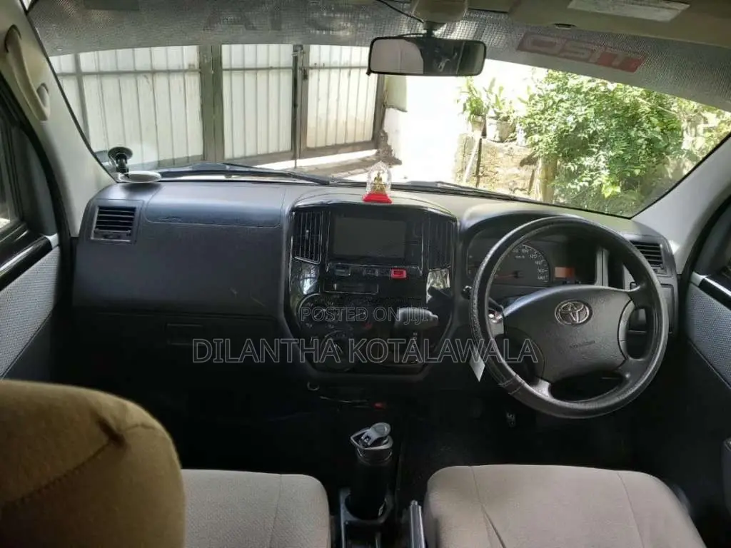 Toyota TownAce 2008 Van (Used)
