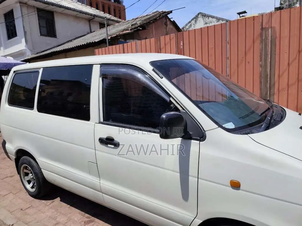 Toyota TownAce Noah 1998 Van (Used)