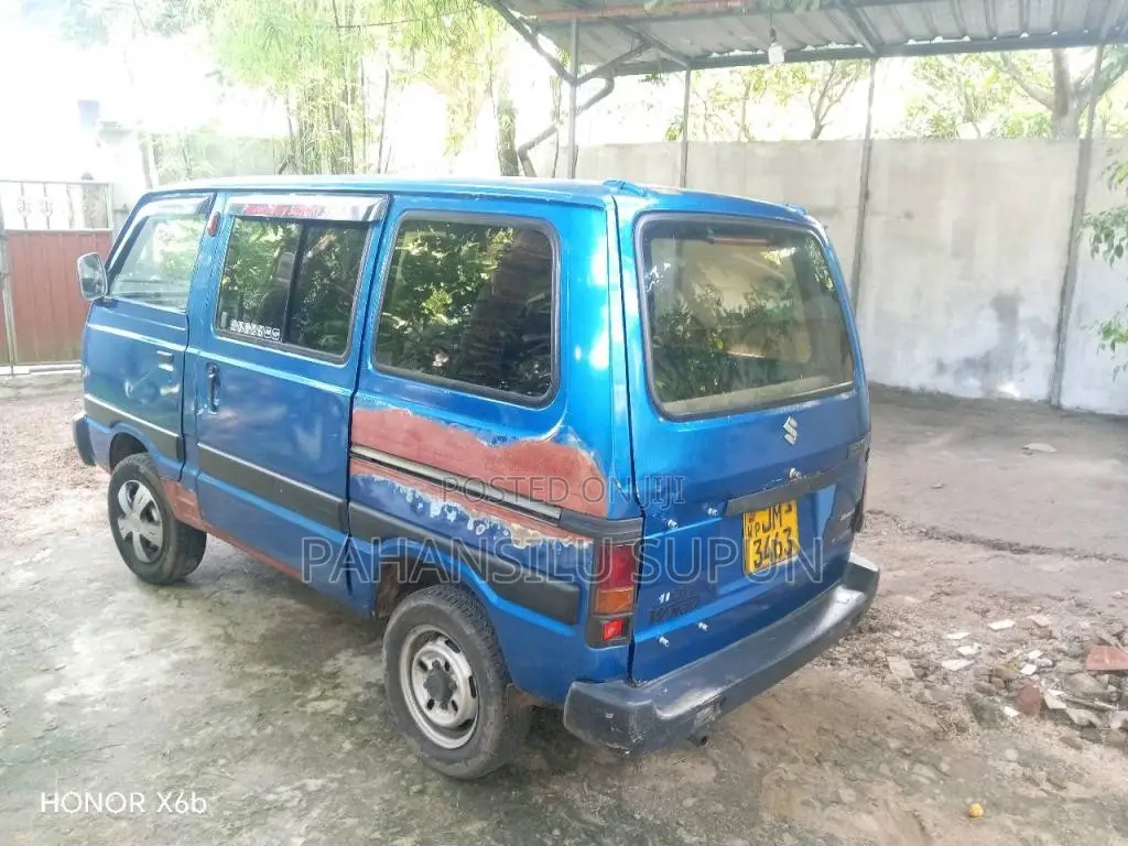 Suzuki Omni 2004 Van (Used)