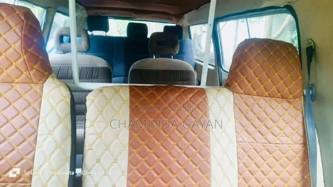 Mitsubishi L300 1983 Van (Used)