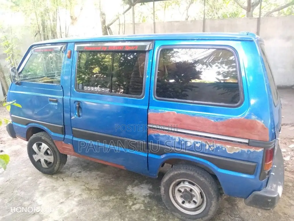 Suzuki Omni 2004 Van (Used)