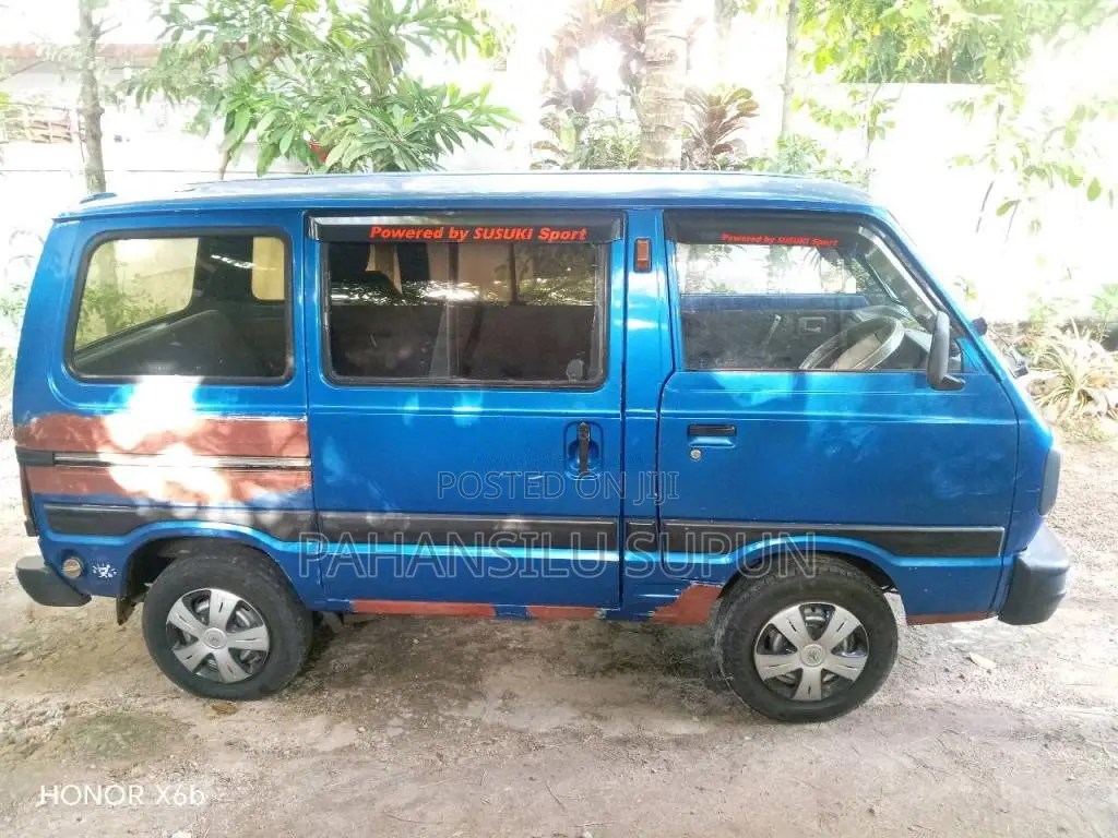 Suzuki Omni 2004 Van (Used)