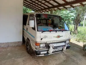 Toyota Shell 1988 Van (Used)