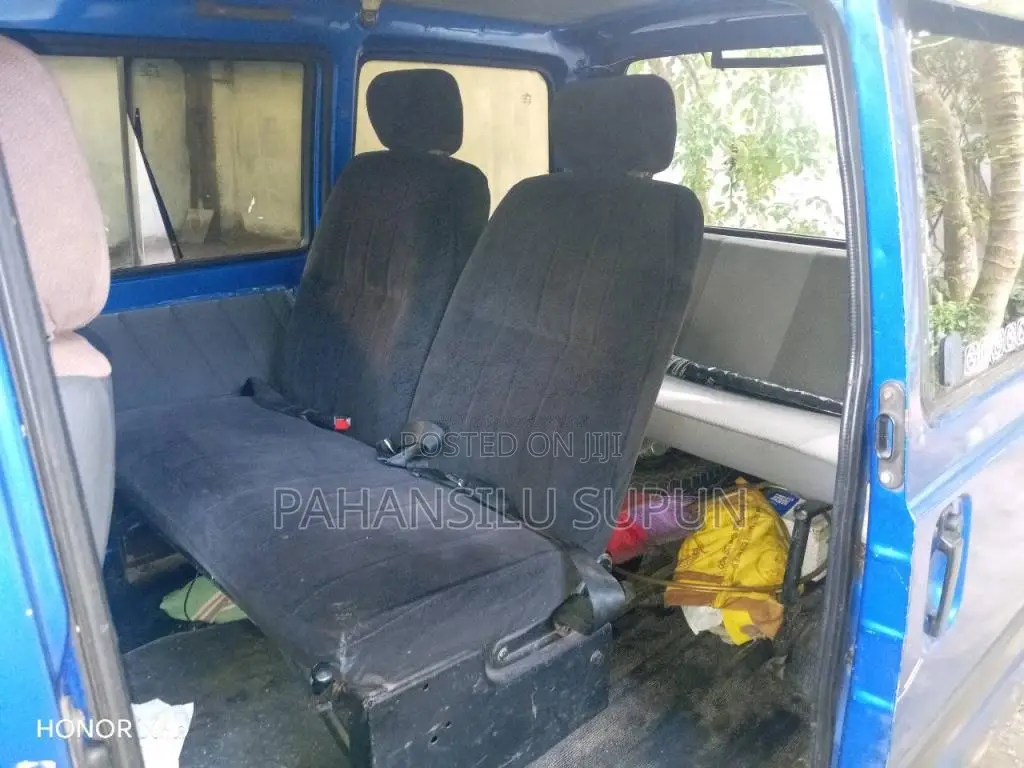 Suzuki Omni 2004 Van (Used)