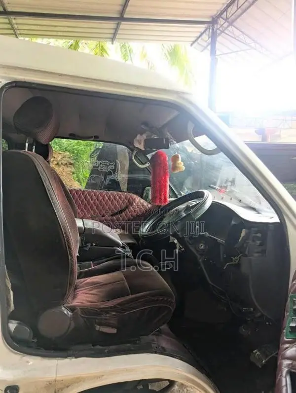 Hyundai H100 2007 Van (Used)