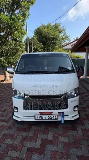 Toyota KDH 201 2015 Van (Used)