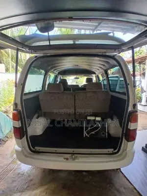 Toyota Granvia 2007 Van (Used)