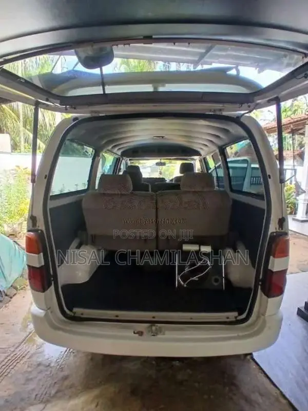 Toyota Granvia 2007 Van (Used)