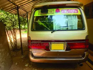 Toyota Dolphin 1994 Van (Used)