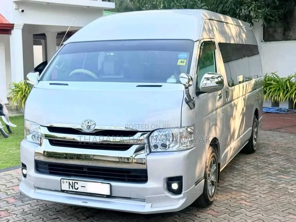 Toyota Kdh223B 2015 Van (Used)
